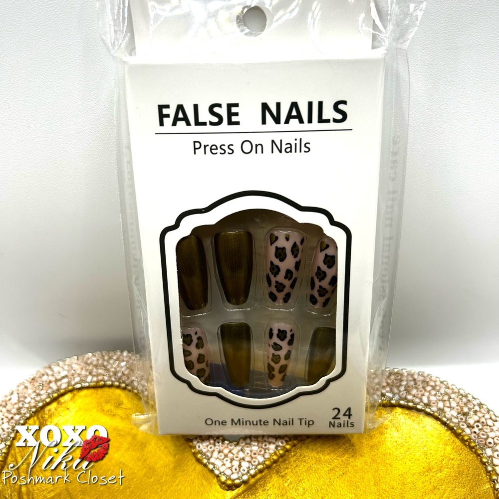 Leopard Print Press On Nails
